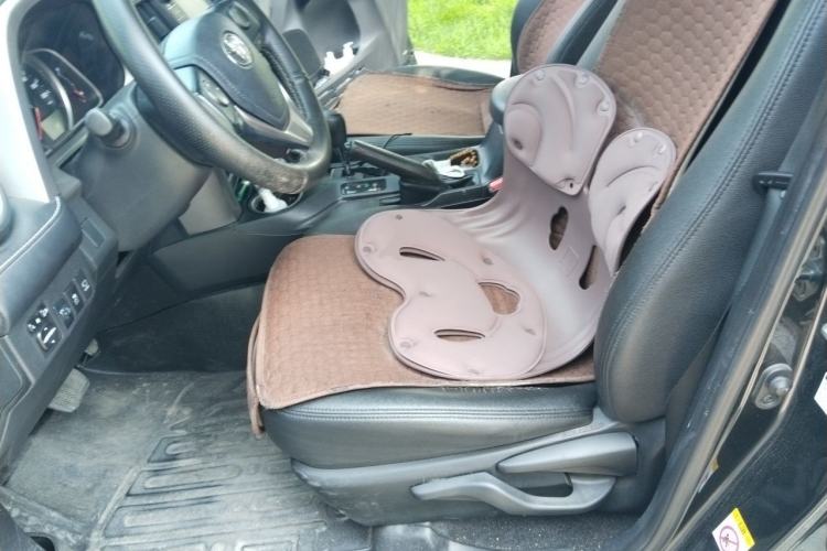 Used Toyota RAV4 2016 2.0L CVT Two-Wheel Drive Comfort Edition China V Standard Left Front Seat