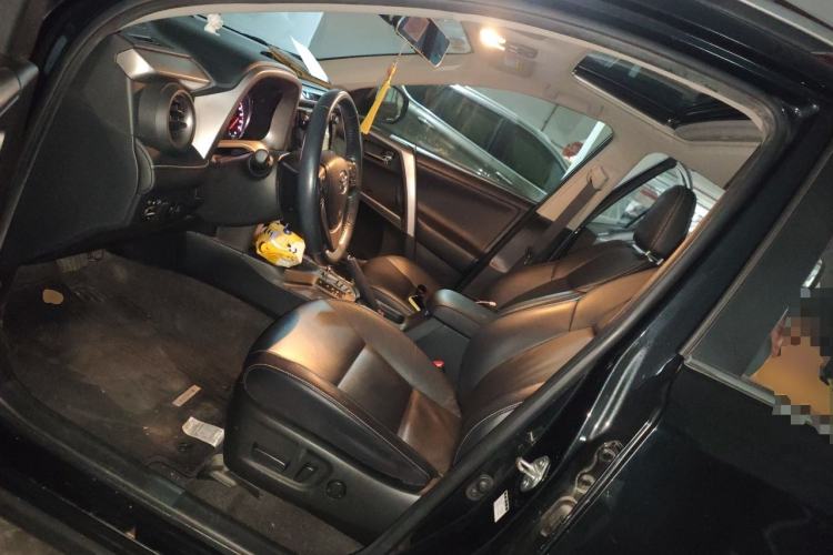 Used Toyota RAV4 2016 2.0L CVT Two-Wheel Drive Smart Edition China V Standard Left Front Seat