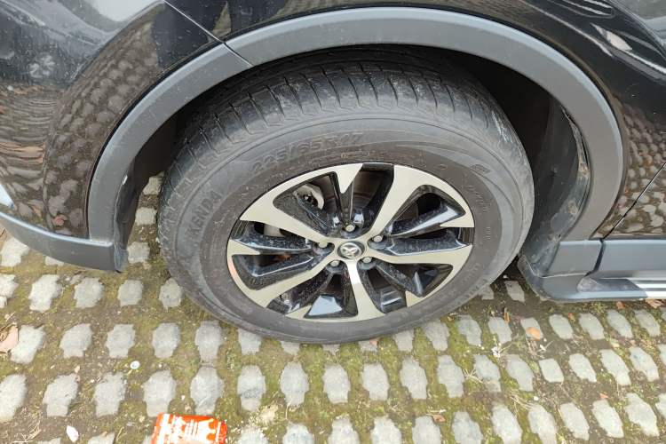 Used Toyota RAV4 2016 2.0L CVT Two-Wheel Drive Fashion Edition China V Standard Left Front Wheel Hub