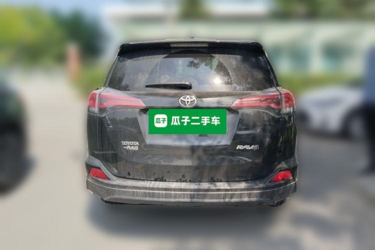 Used Toyota RAV4 2016 2.0L CVT Two-Wheel Drive Comfort Edition China V Standard Rear