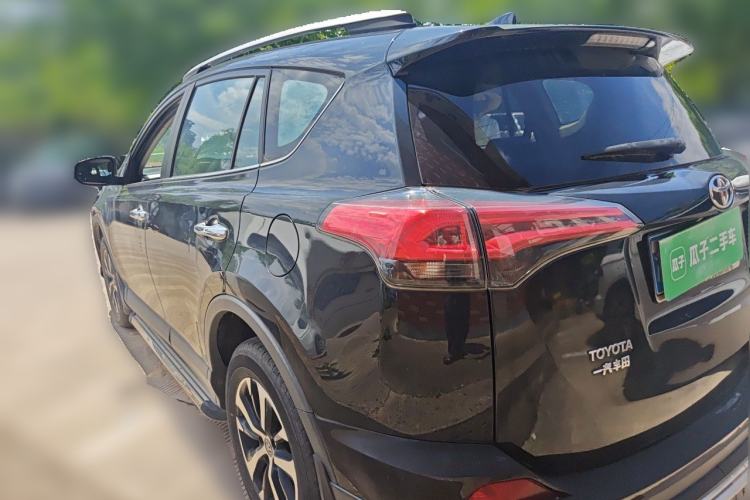 Used Toyota RAV4 2016 2.0L CVT Two-Wheel Drive Smart Edition China V Standard Rear Left 45 Deg