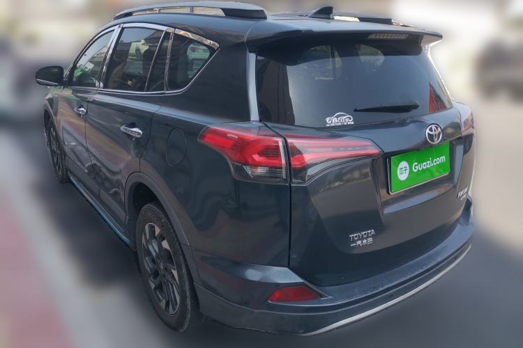 Used Toyota RAV4 2016 2.5L Automatic 4x4 Elite Edition Rear Left 45 Deg