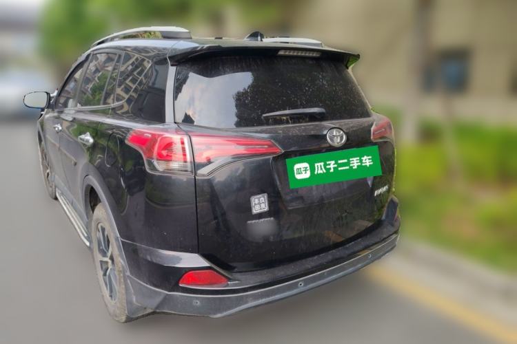 Used Toyota RAV4 2016 2.0L CVT Two-Wheel Drive Fashion Edition China V Standard Rear Left 45 Deg