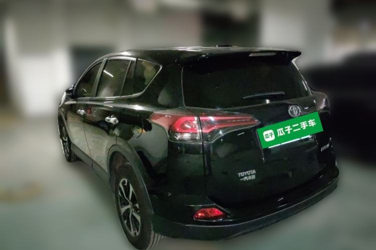 Used Toyota RAV4 2016 2.0L CVT Two-Wheel Drive Fashion Edition China V Standard Rear Left 45 Deg