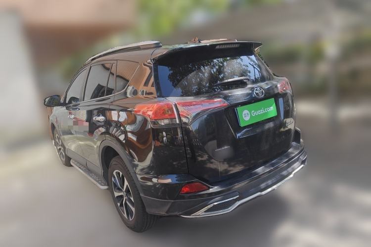 Used Toyota RAV4 2016 2.0L CVT Two-Wheel Drive Fashion Edition China V Standard Rear Left 45 Deg