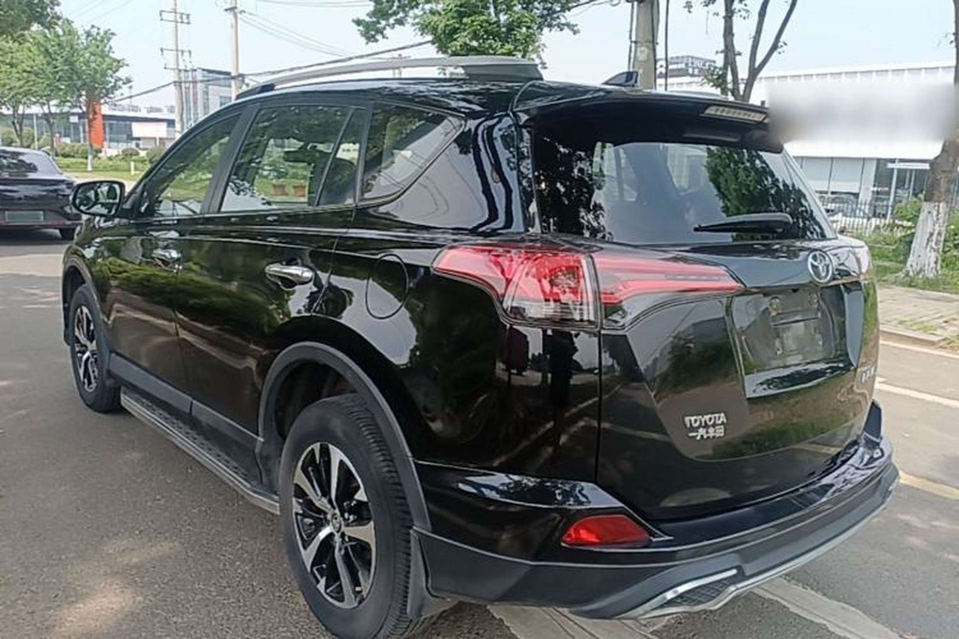 Used Toyota RAV4 2016 2.0L CVT Two-Wheel Drive Fashion Edition China V Standard Rear Left 45 Deg