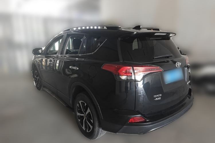 Used Toyota RAV4 2016 2.0L CVT Two-Wheel Drive Fashion Edition China V Standard Rear Left 45 Deg