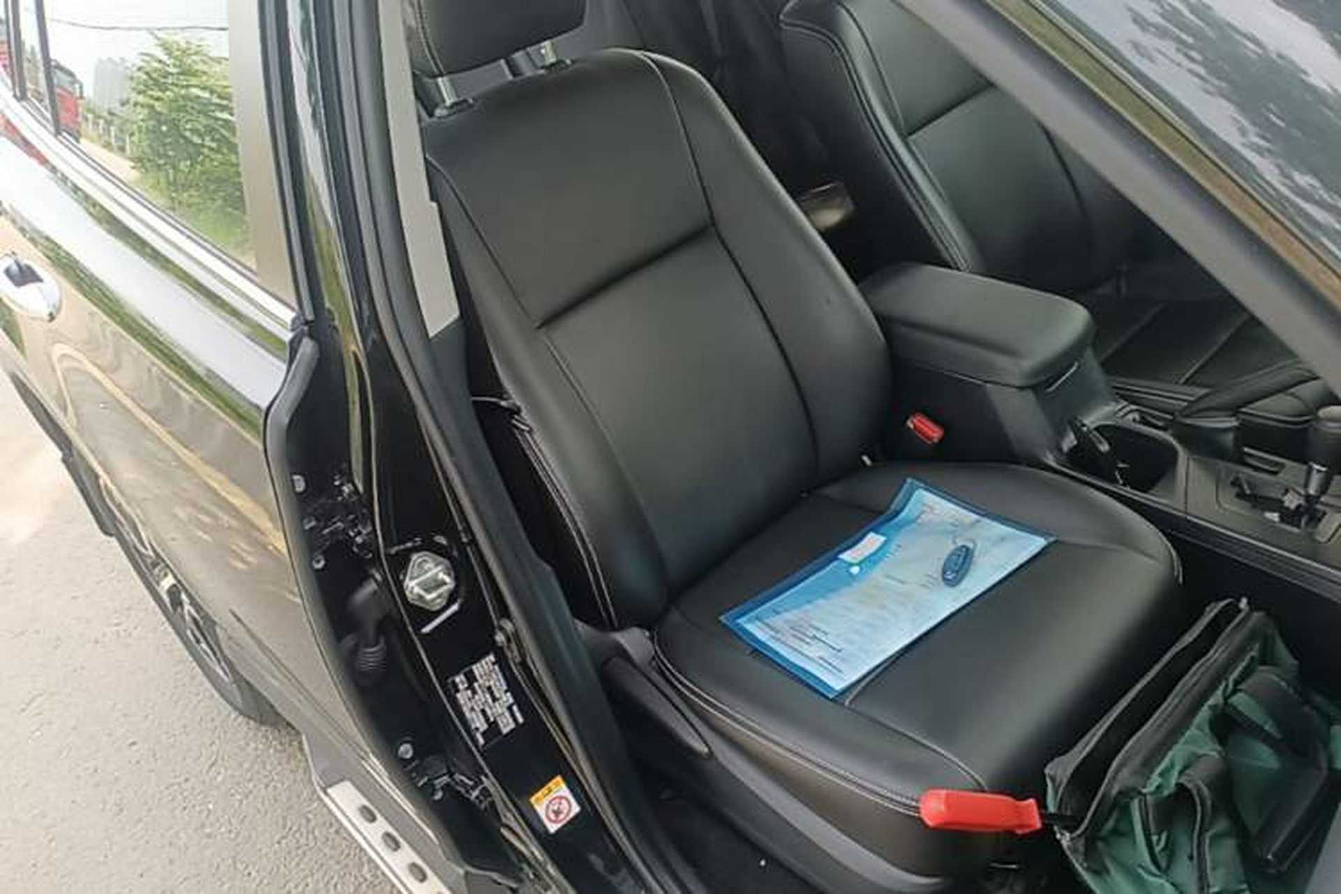 Used Toyota RAV4 2016 2.0L CVT Two-Wheel Drive Fashion Edition China V Standard Right Front Seat