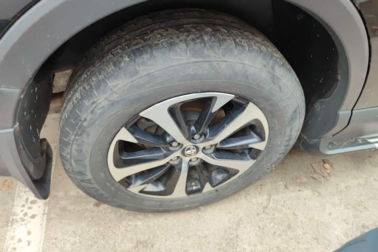 Used Toyota RAV4 2016 2.0L CVT Two-Wheel Drive Fashion Edition China V Standard Right Rear Wheel Hub
