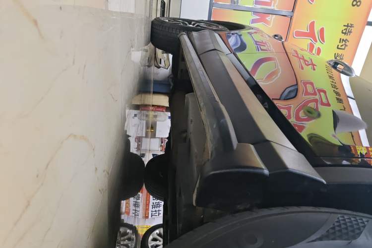 Used Toyota RAV4 2016 2.0L CVT Two-Wheel Drive Fashion Edition China V Standard Right Side Sill
