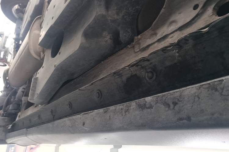 Used Toyota RAV4 2016 2.0L CVT Two-Wheel Drive Fashion Edition China V Standard Right Side Sill