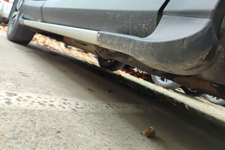 Used Toyota RAV4 2016 2.0L CVT Two-Wheel Drive Fashion Edition China V Standard Right Side Sill