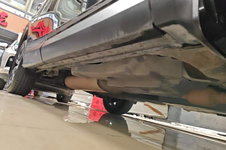 Used Toyota RAV4 2016 2.0L CVT 4x4 New Edition China V Standard Right Side Sill