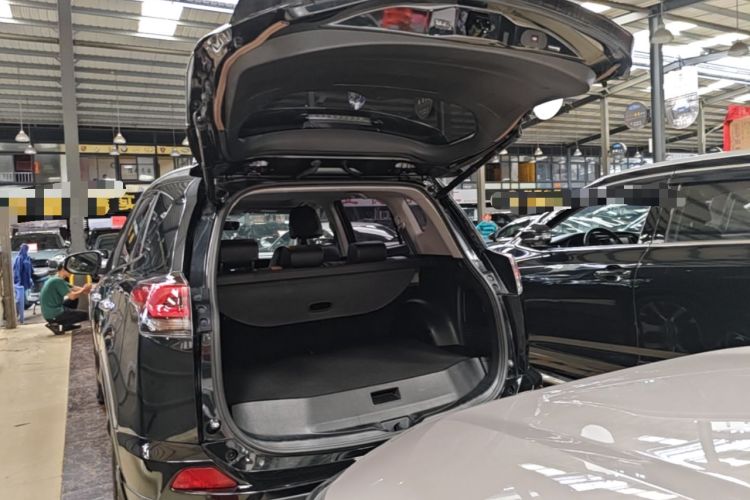 Used Toyota RAV4 2016 2.0L CVT 4x4 New Edition China V Standard Trunk