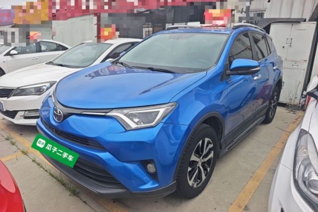 Used Toyota RAV4 2016 2.0L CVT Two-Wheel Drive Fashion Edition China V Standard