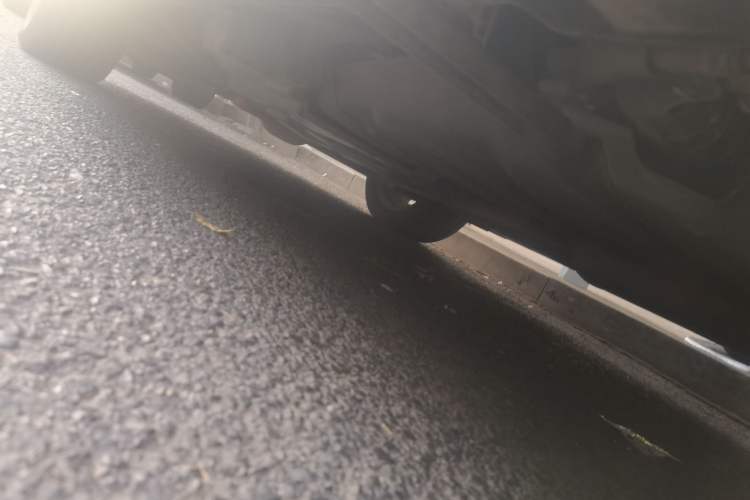 Used Toyota RAV4 2016 2.5L Automatic 4x4 Elite Edition Chassis Rear Left