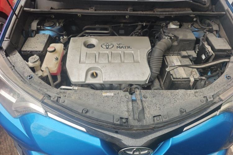 Used Toyota RAV4 2016 2.0L CVT Two-Wheel Drive Fashion Edition China V Standard Engine Bay