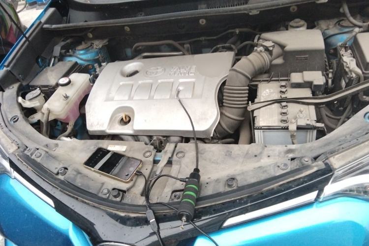 Used Toyota RAV4 2016 2.0L CVT 4x4 New Edition China V Standard Engine Bay