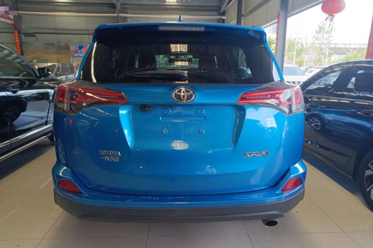 Used Toyota RAV4 2016 2.0L CVT Two-Wheel Drive Fashion Edition China V Standard Exterior 4