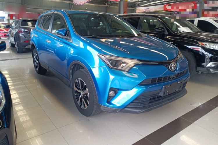 Used Toyota RAV4 2016 2.0L CVT Two-Wheel Drive Fashion Edition China V Standard Exterior 6