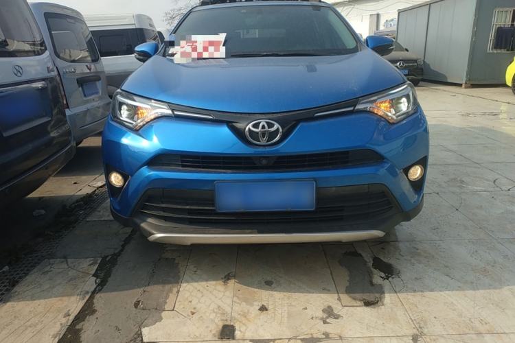 Used Toyota RAV4 2016 2.0L CVT 4x4 New Edition China V Standard Front