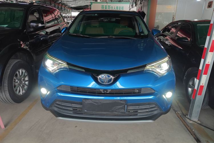 Used Toyota RAV4 2016 2.5L Automatic 4x4 Elite Edition Front