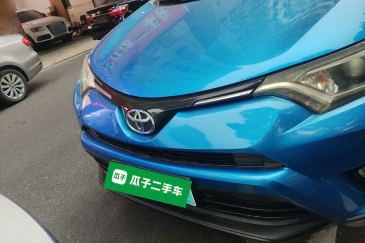 Used Toyota RAV4 2016 2.0L CVT Two-Wheel Drive Urban Edition China V Standard Front