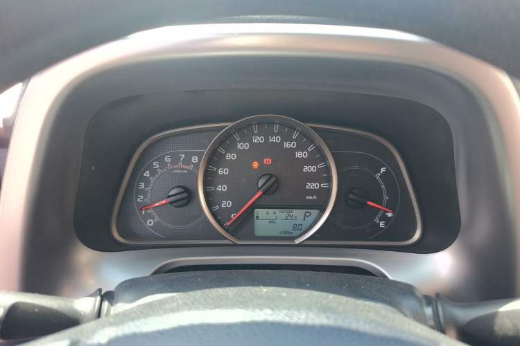 Used Toyota RAV4 2016 2.0L CVT Two-Wheel Drive Comfort Edition China V Standard Instrument Cluster
