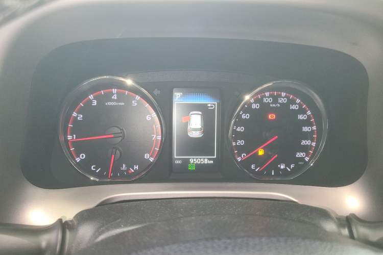 Used Toyota RAV4 2016 2.5L Automatic 4x4 Elite Edition Instrument Cluster