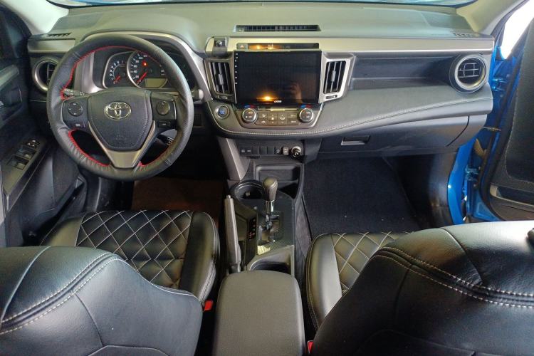 Used Toyota RAV4 2016 2.0L CVT Two-Wheel Drive Fashion Edition China V Standard Interior 6