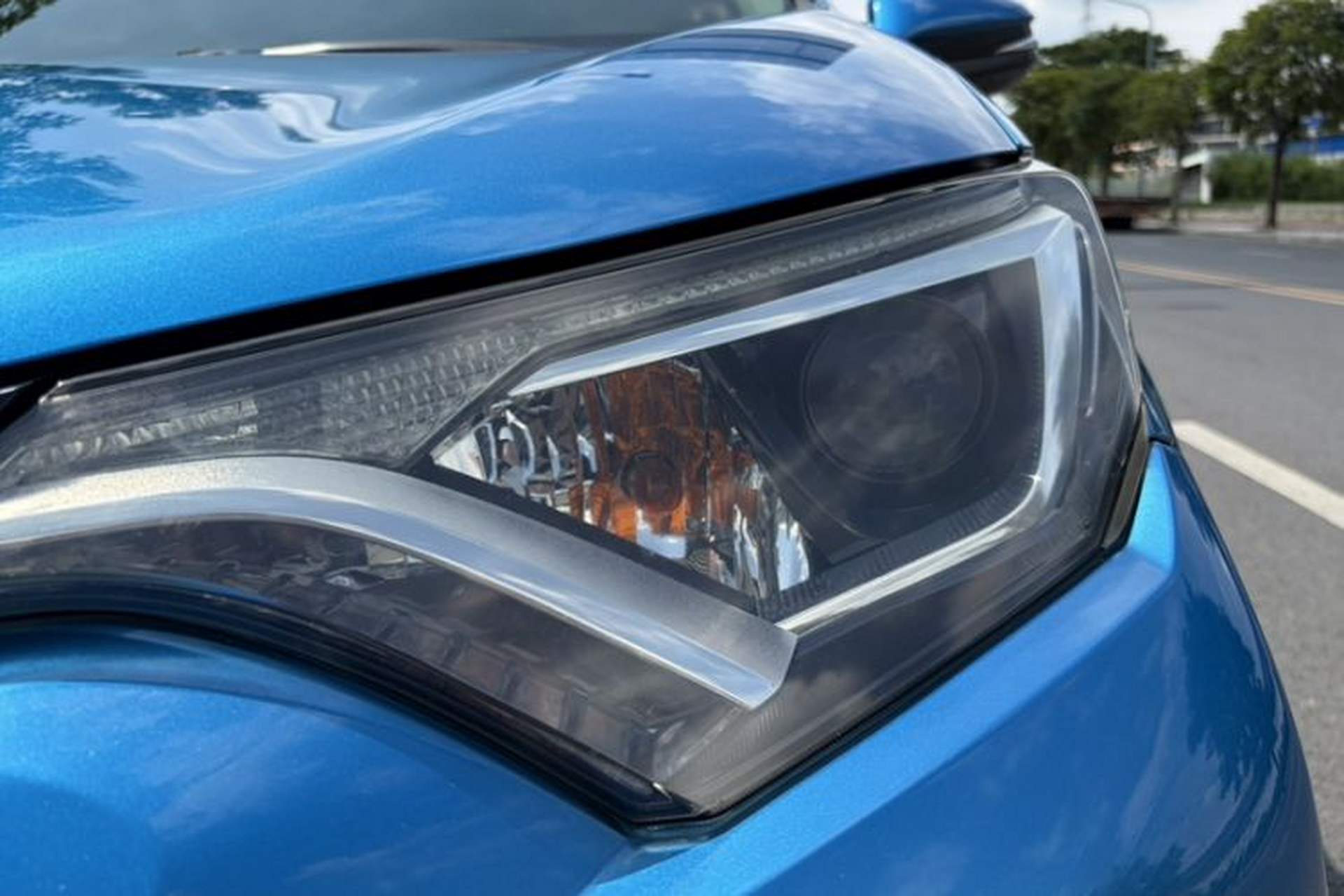 Used Toyota RAV4 2016 2.0L CVT Two-Wheel Drive Fashion Edition China V Standard Left Front Headlight