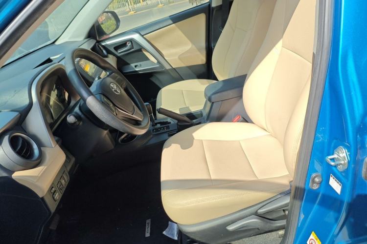 Used Toyota RAV4 2016 2.0L CVT Two-Wheel Drive Urban Edition China V Standard Left Front Seat