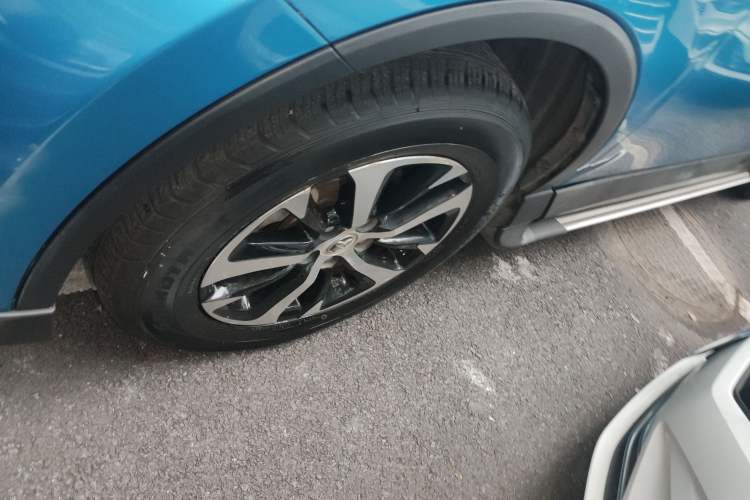 Used Toyota RAV4 2016 2.0L CVT Two-Wheel Drive Urban Edition China V Standard Left Front Wheel Hub