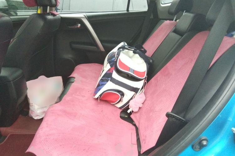 Used Toyota RAV4 2016 2.0L CVT 4x4 New Edition China V Standard Left Rear Seat