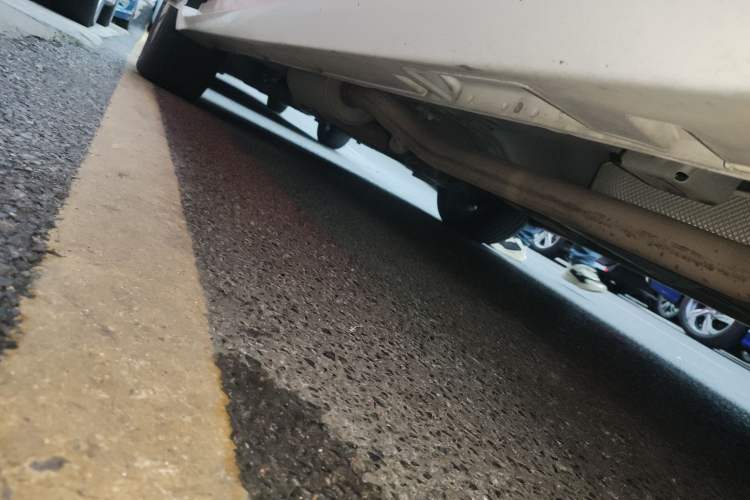 Used Toyota RAV4 2016 2.0L CVT Two-Wheel Drive Urban Edition China V Standard Left Side Sill