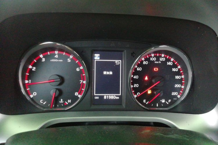 Used Toyota RAV4 2016 2.5L Automatic 4x4 Elite Edition Odometer Close Up