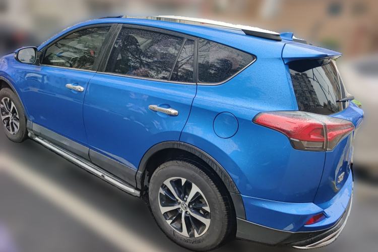 Used Toyota RAV4 2016 2.0L CVT Two-Wheel Drive Fashion Edition China V Standard Rear Left 45 Deg