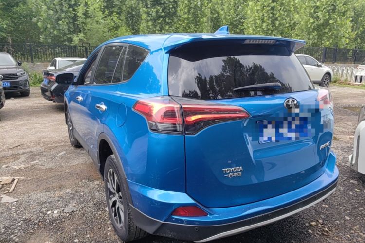 Used Toyota RAV4 2016 2.0L CVT Two-Wheel Drive Smart Edition China V Standard Rear Left 45 Deg