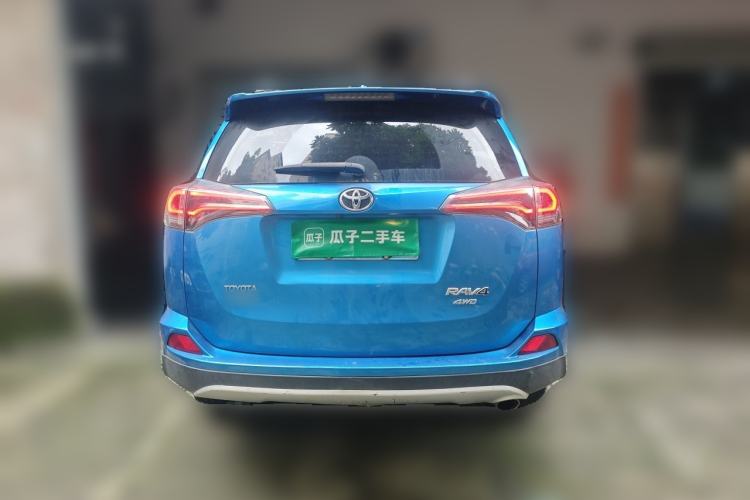 Used Toyota RAV4 2016 2.0L CVT 4x4 New Edition China V Standard Rear