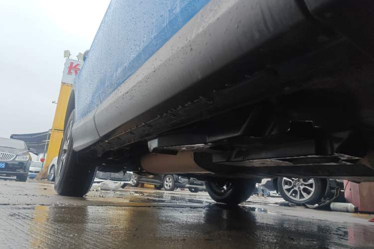 Used Toyota RAV4 2016 2.0L CVT Two-Wheel Drive Smart Edition China V Standard Right Side Sill