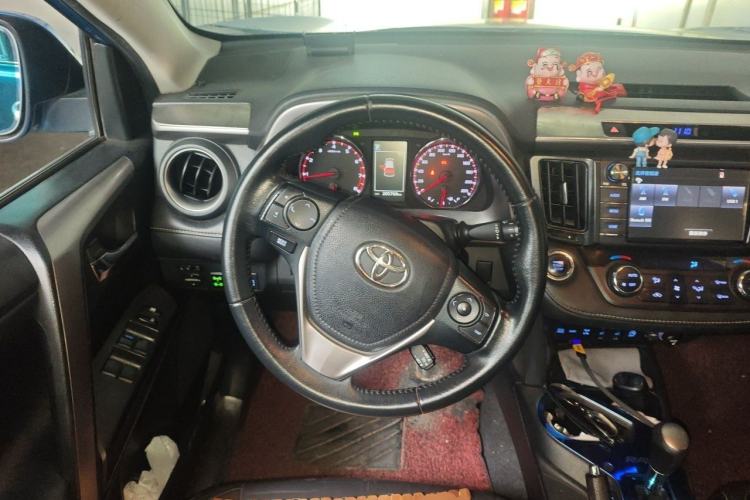 Used Toyota RAV4 2016 2.0L CVT 4x4 New Edition China V Standard Steering Wheel
