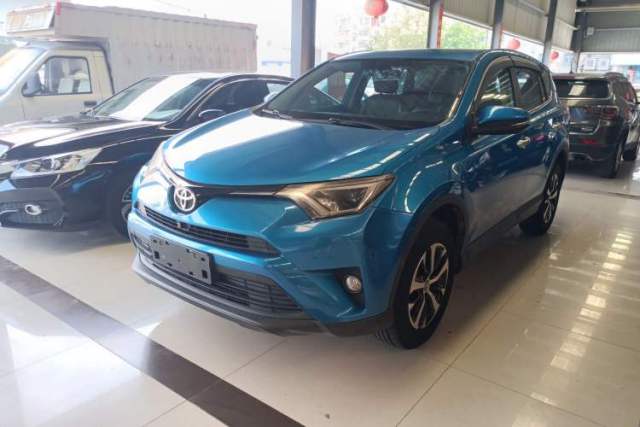 Used Toyota RAV4 2016 2.0L CVT Two-Wheel Drive Fashion Edition China V Standard