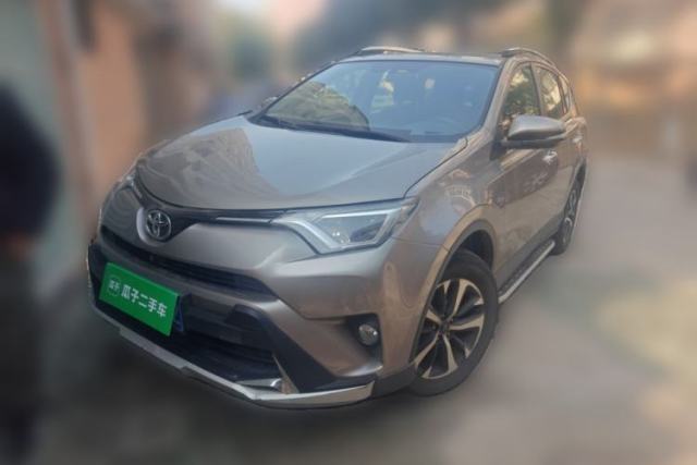 Used Toyota RAV4 2016 2.0L CVT Two-Wheel Drive Fashion Edition China V Standard
