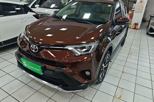 Used Toyota RAV4 2016 2.0L CVT Two-Wheel Drive Fashion Edition China V Standard