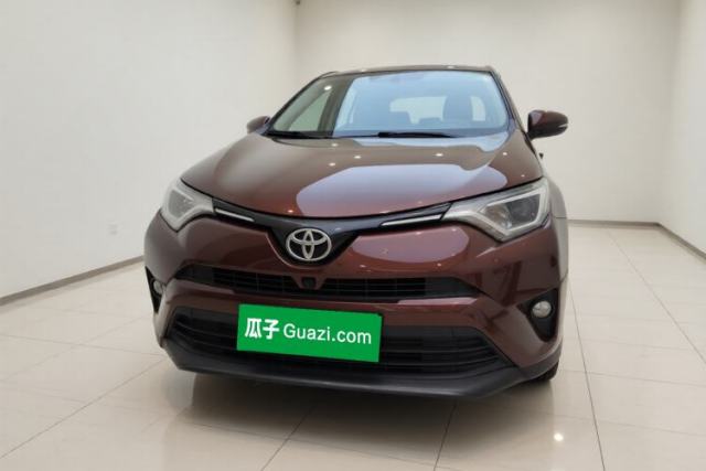 Toyota RAV4 2016 2.0L CVT Two-Wheel Drive Fashion Edition China V Standard usado