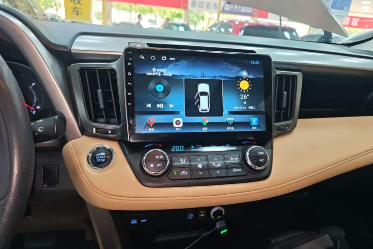 Used Toyota RAV4 2016 2.0L CVT Two-Wheel Drive Fashion Edition China V Standard Audio And AC Panel
