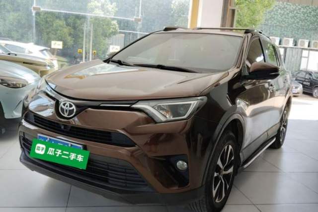 Used Toyota RAV4 2016 2.0L CVT Two-Wheel Drive Fashion Edition China V Standard