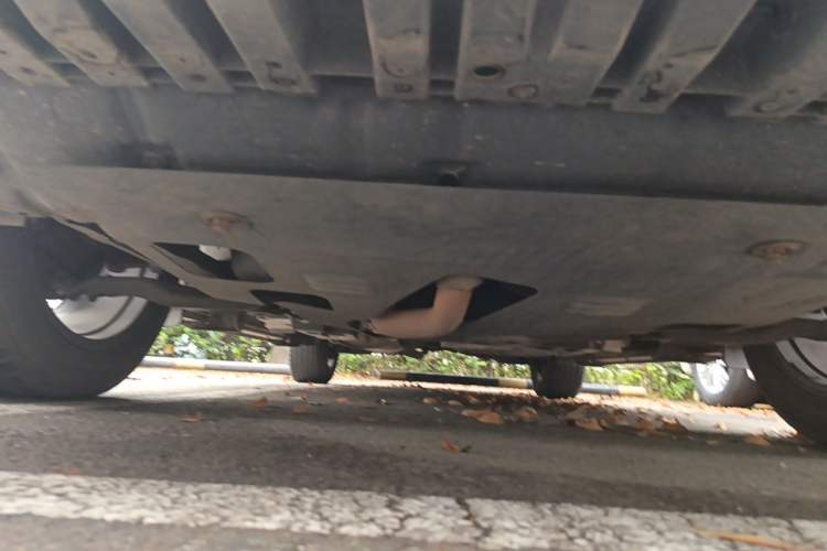 Used Toyota RAV4 2016 2.5L Automatic 4x4 Elite Edition Chassis Front
