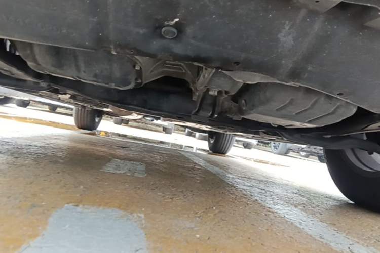 Used Toyota RAV4 2016 2.0L CVT Two-Wheel Drive Fashion Edition China V Standard Chassis Front