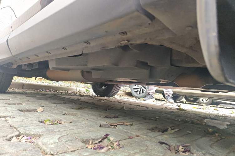 Used Toyota RAV4 2016 2.0L CVT Two-Wheel Drive Fashion Edition China V Standard Chassis Front Right